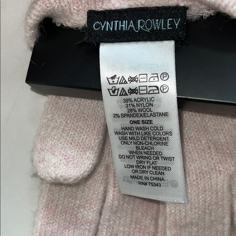 NWT Light Pink Cynthia Rowley Wool Gloves One Size - Picture 4 of 4